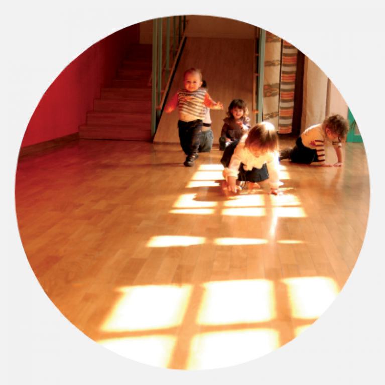 The wonder of learning: constructing curricula in everyday life